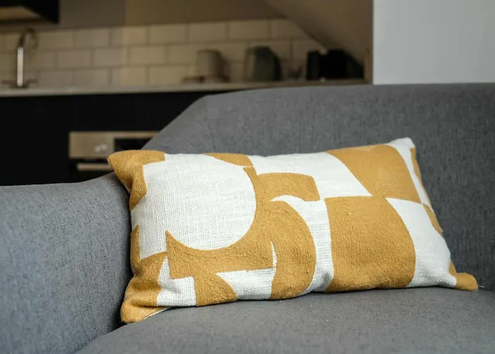 The Willow - 14 Апартаменты *